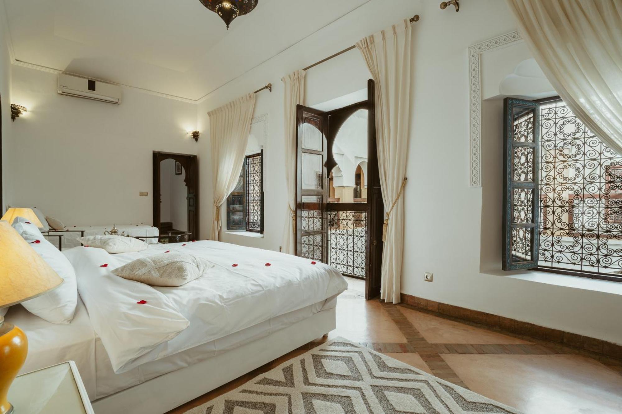 Riad Dar Dialkoum Marrakesh Exterior photo